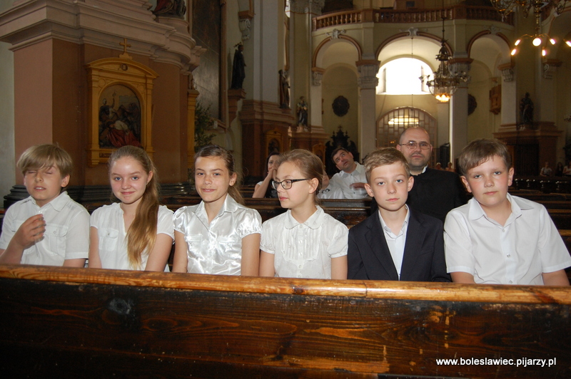 I Kongres Eucharystyczny Diecezji Legnickiej z udziałem nauczycieli i ucznów pijarskich szkół w Bolesławcu 