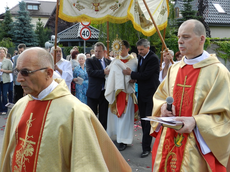 Boże Ciało na Warszawskich Siekierkach 