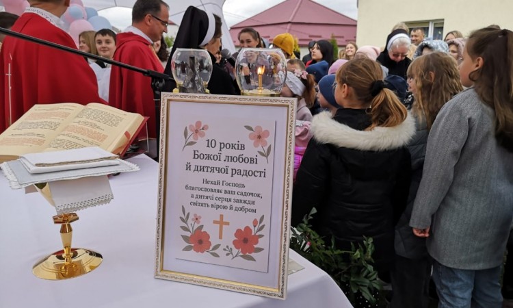 10 lat przedszkola w Ukrainie