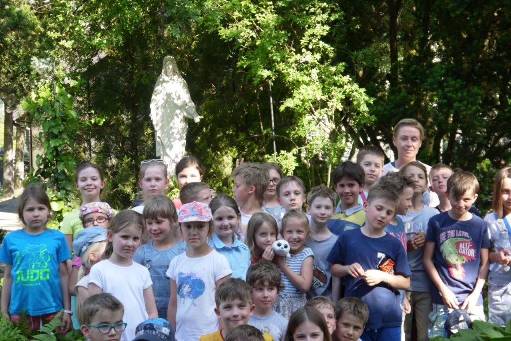 Nabożeństwa majowe w Warszawie na Siekierkach