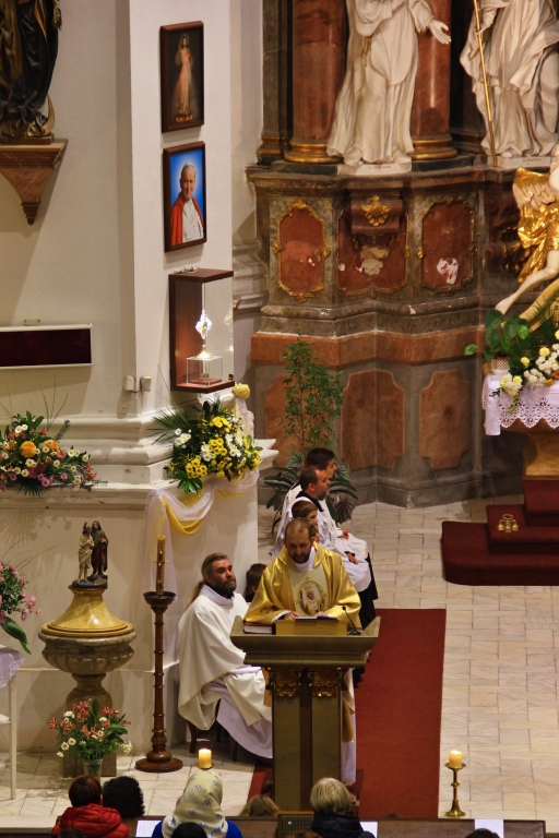  Odpust św. Jana Pawła II i przekazanie relikwii bł. Piotra Casaniego w Strážnicy na Morawach