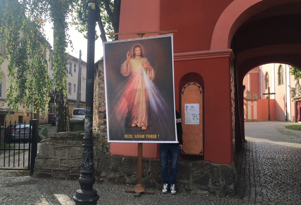 Koronka do Miłosierdzia Bożego na Placu Piastowskim