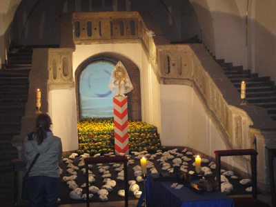 Grób Pański w kościele oo. Pijarów w Krakowie (kwiecień 2010)