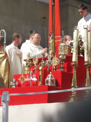 Tradycyjna krakowska procesja na Skałkę
