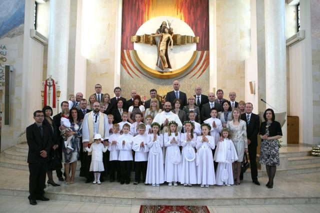 Uroczystości pierwszokumunijne w naszej szkole w Katowicach