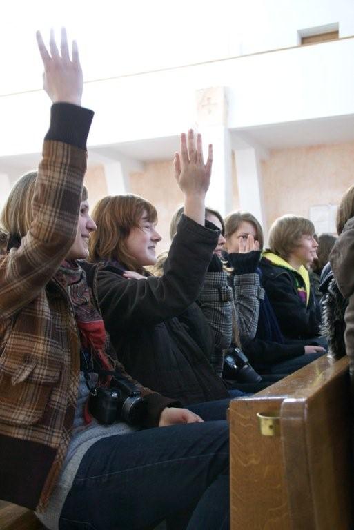 Pielgrzymka Uczniów Klas Trzecich Gimnazjów Pijarskich do Sanktuarium Matki Bożej Nauczycielki Młodzieży
