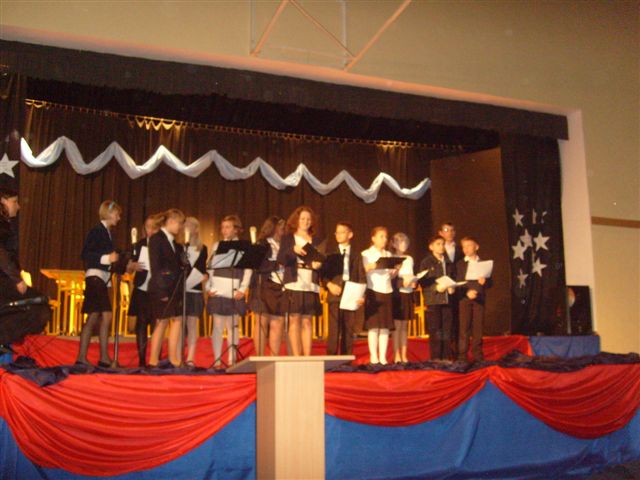 Zakończenie roku szkolnego 2009/2010 w Pijarskich Szkołach Królowej Pokoju w Łowiczu 