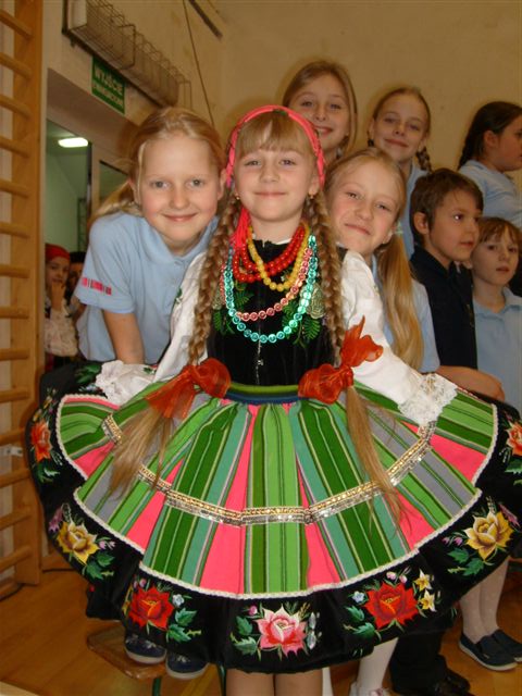 Jasełka w Pijarskich Szkołach Królowej Pokoju w Łowiczu
