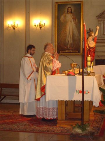 Świąteczna wizyta J.E. ks. bp. Józefa Zawitkowskiego w naszej pijarskiej świątyni we wspólnocie łowickiej