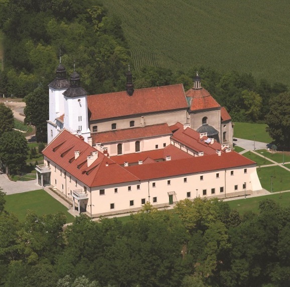 Uroczyste otwarcie gotycko-barokowego ponorbertańskiego założenia klasztornego w Hebdowie - zaproszenie i program