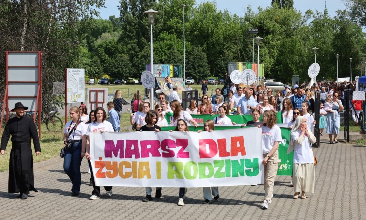 Marsz dla Życia i Rodziny w Łowiczu 
