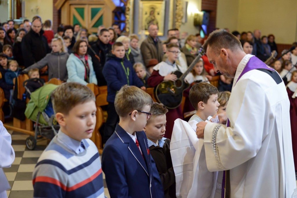 Przyjęcie nowych aspirantów i ministrantów w Bolszewie