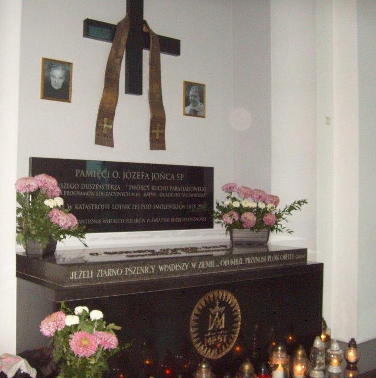 Pamięć o warszawskich mogiłach pijarskich